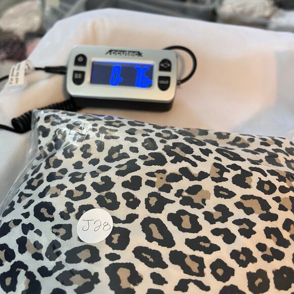 Chicos No Iron Button Up Blouse Animal Print Sz 2 (Large) 100% Cotton Mature - Picture 7 of 7